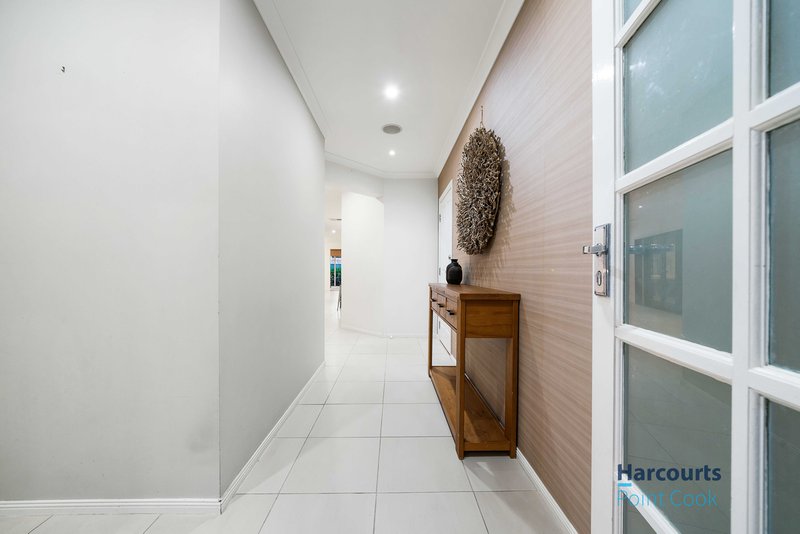 Photo - 12 Cresswell Avenue, Williams Landing VIC 3027 - Image 3