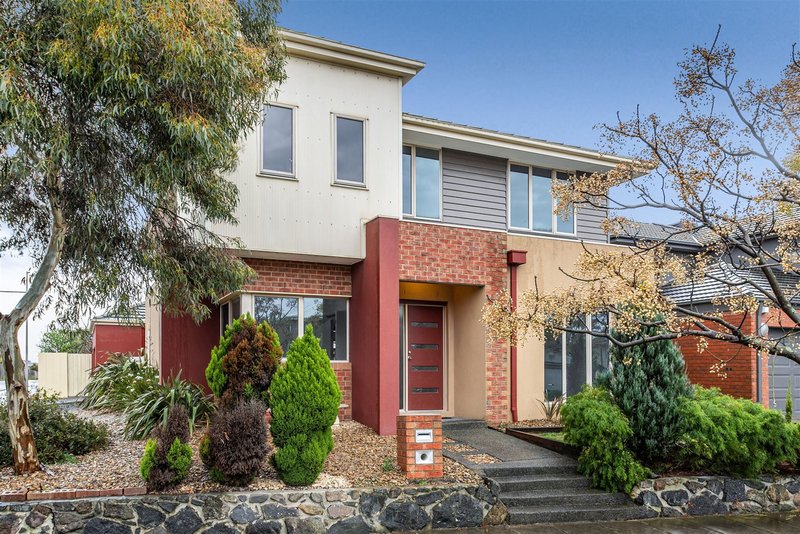 12 Crimson Crescent, Epping VIC 3076