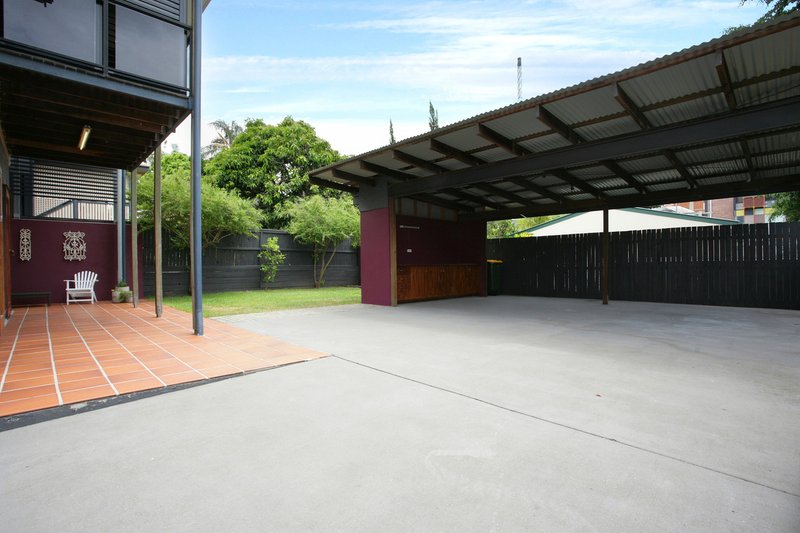 Photo - 12 Crown Street, South Brisbane QLD 4101 - Image 8