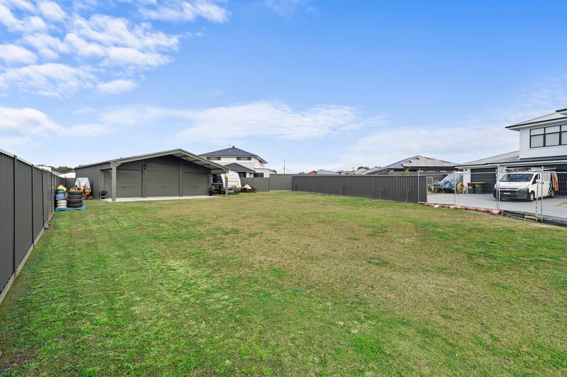 Photo - 12 Cudmore Crescent, Wyee NSW 2259 - Image 1