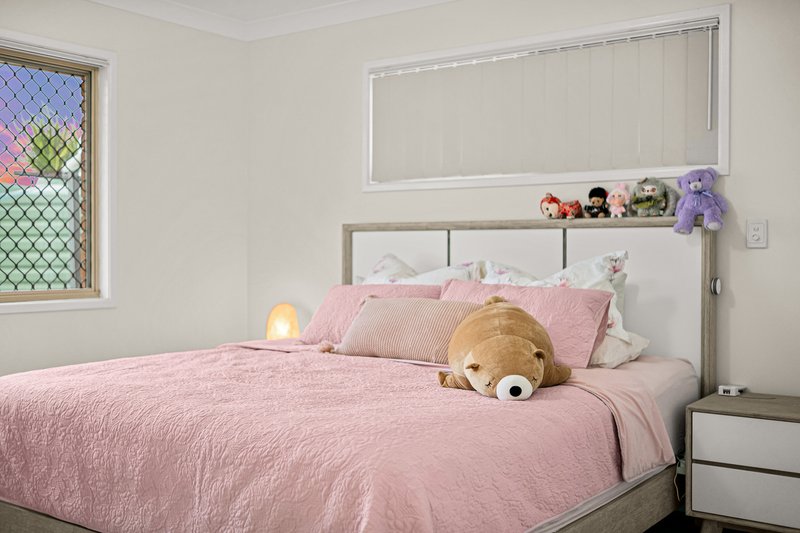 Photo - 12 Daffodil Place, Runcorn QLD 4113 - Image 7