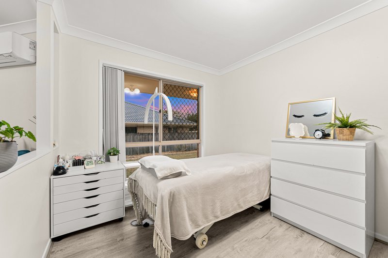 Photo - 12 Daffodil Place, Runcorn QLD 4113 - Image 14