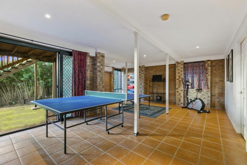 Photo - 12 Dagmar Street, Holland Park West QLD 4121 - Image 7