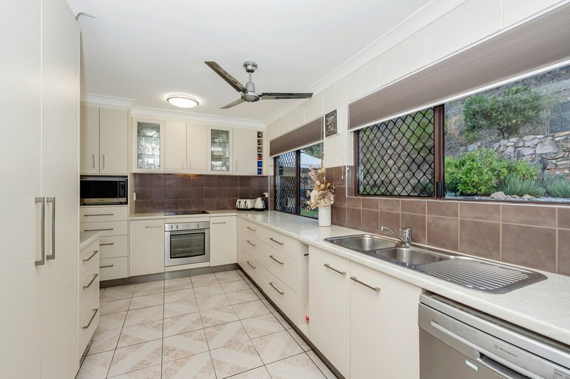 Photo - 12 Dahl Crescent, Wulguru QLD 4811 - Image 6