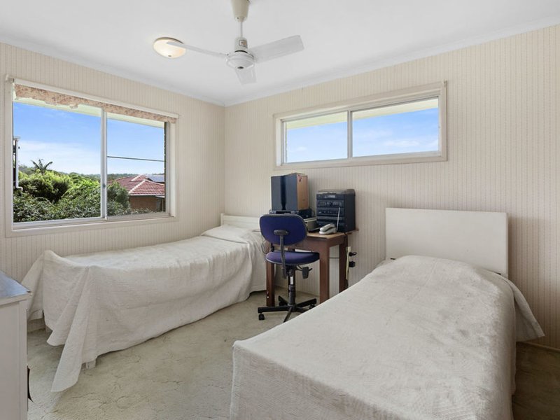 Photo - 12 Dahl Street, Tarragindi QLD 4121 - Image 9