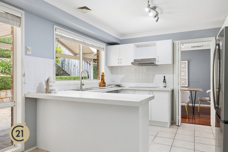 Photo - 12 Daintree Place, Dural NSW 2158 - Image 7