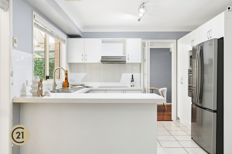 Photo - 12 Daintree Place, Dural NSW 2158 - Image 8