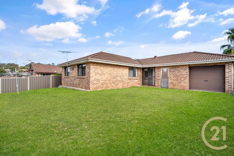 Photo - 12 Dalbertis Street, Abbotsbury NSW 2176 - Image 10