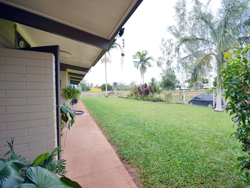 Photo - 12 Dalpura Court, Weipa QLD 4874 - Image 4