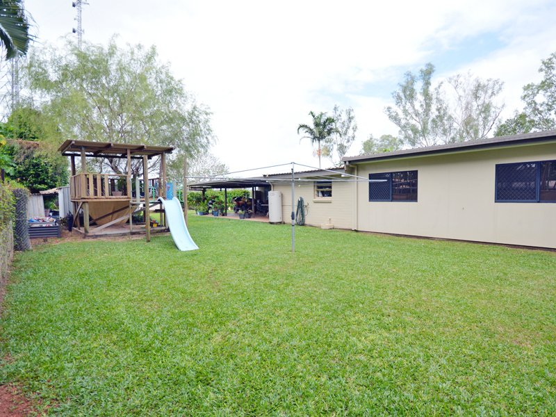 Photo - 12 Dalpura Court, Weipa QLD 4874 - Image 17