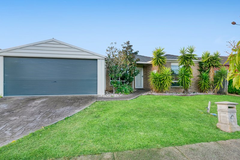 Photo - 12 Damask Drive, Tarneit VIC 3029 - Image 6