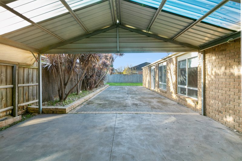 Photo - 12 Damask Drive, Tarneit VIC 3029 - Image 7