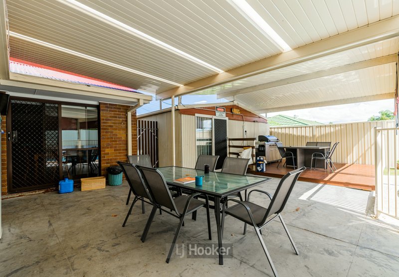 Photo - 12 Dampier Court, Boronia Heights QLD 4124 - Image 3