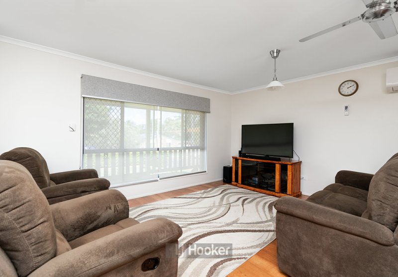 Photo - 12 Dampier Court, Boronia Heights QLD 4124 - Image 4