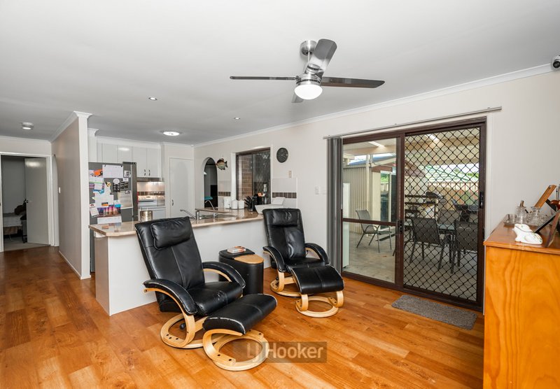 Photo - 12 Dampier Court, Boronia Heights QLD 4124 - Image 7