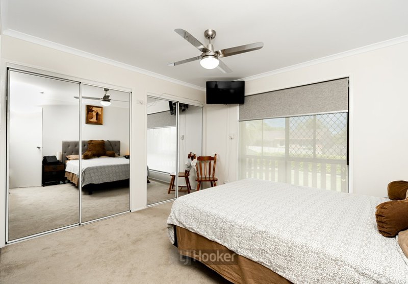 Photo - 12 Dampier Court, Boronia Heights QLD 4124 - Image 8