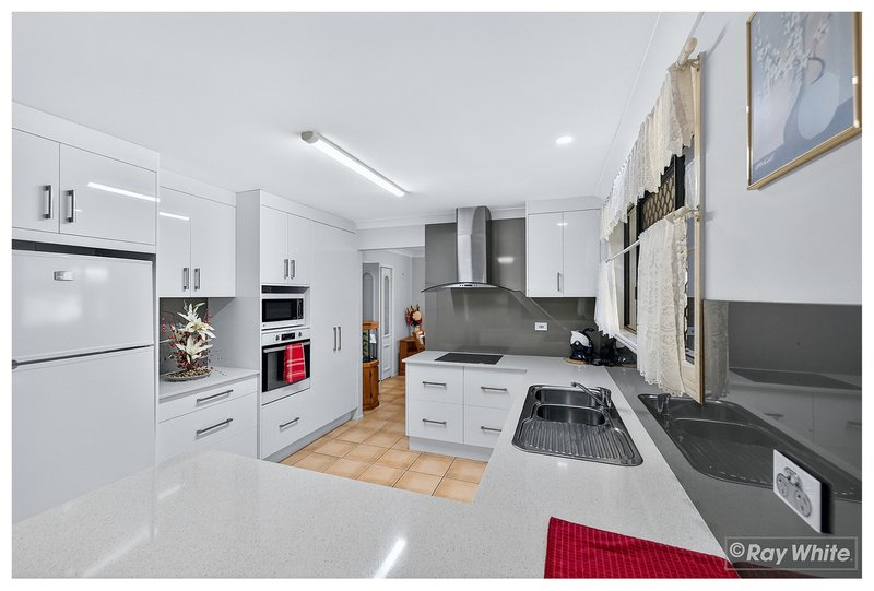 Photo - 12 Danker Street, Norman Gardens QLD 4701 - Image 26