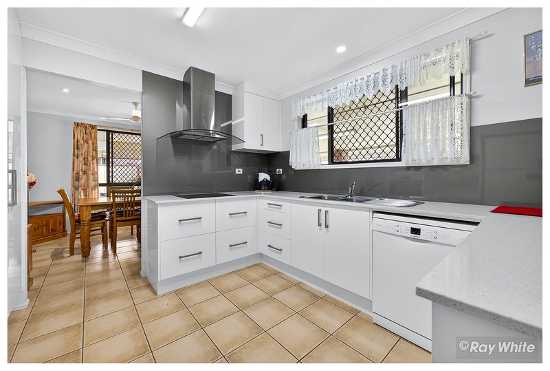 Photo - 12 Danker Street, Norman Gardens QLD 4701 - Image 27