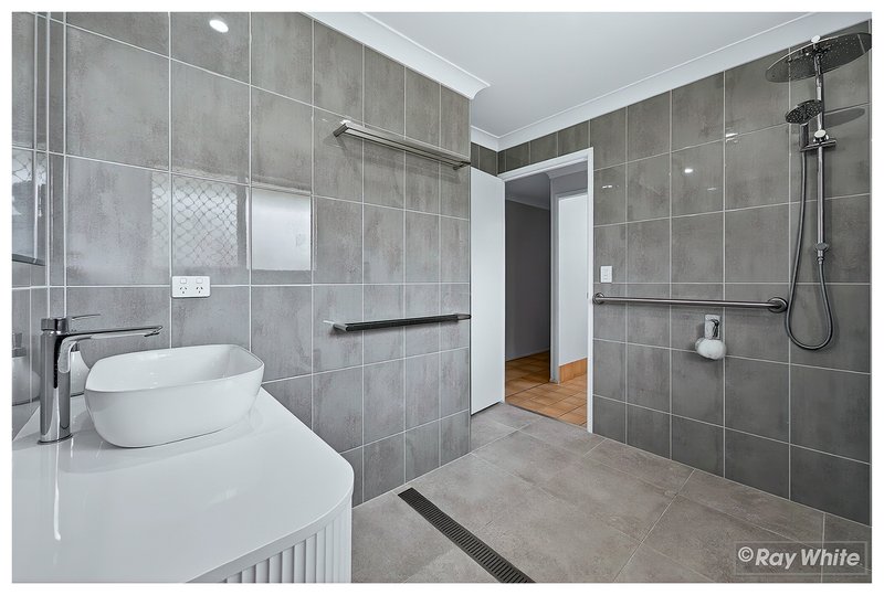 Photo - 12 Danker Street, Norman Gardens QLD 4701 - Image 35