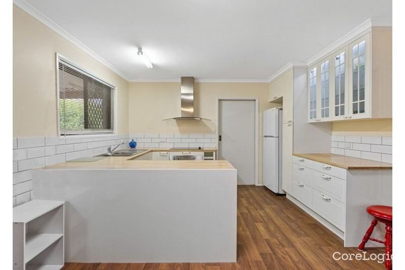 Photo - 12 Darnell Street, Sunnybank Hills QLD 4109 - Image 5