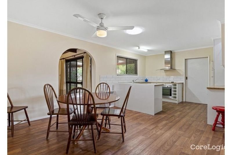 Photo - 12 Darnell Street, Sunnybank Hills QLD 4109 - Image 6