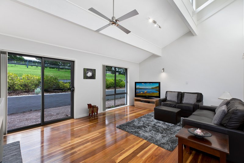 Photo - 12 Dashwood Close, Wamberal NSW 2260 - Image 8