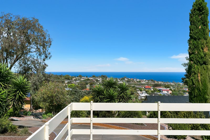 Photo - 12 Davey Crescent, Seaview Downs SA 5049 - Image 5