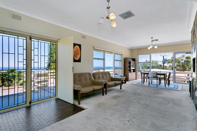 Photo - 12 Davey Crescent, Seaview Downs SA 5049 - Image 11