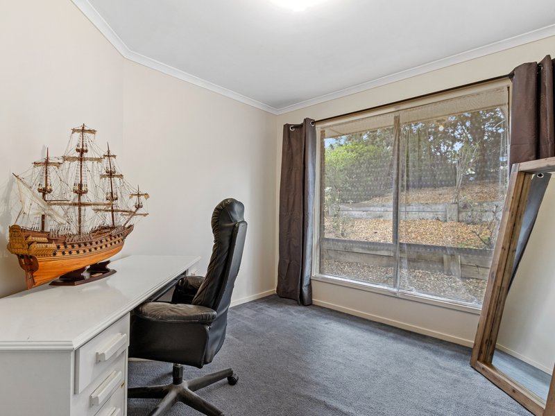 Photo - 12 David Randall Street, Williamstown SA 5351 - Image 3