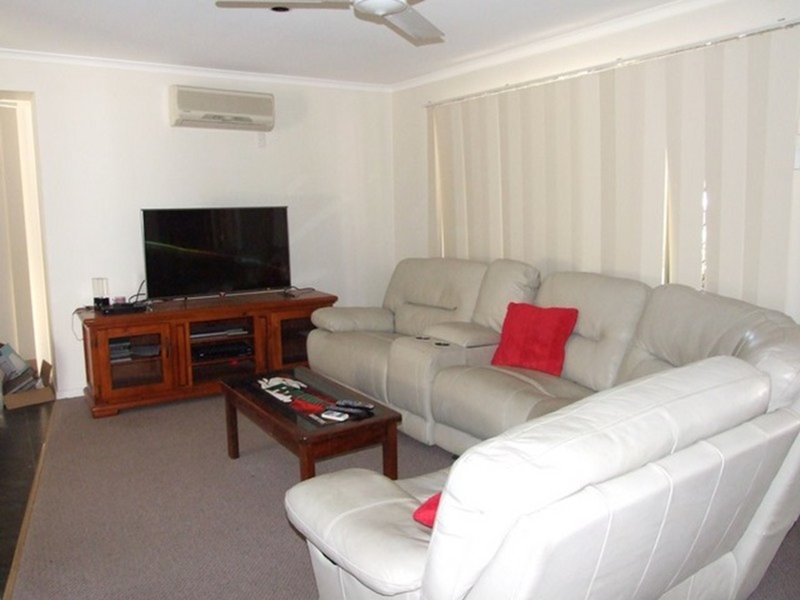 Photo - 12 Davina Street, Boyne Island QLD 4680 - Image 3