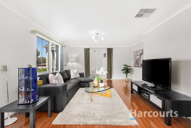 Photo - 12 Dayan Drive, Wantirna South VIC 3152 - Image 6