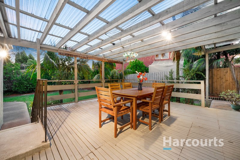 Photo - 12 Dayan Drive, Wantirna South VIC 3152 - Image 7