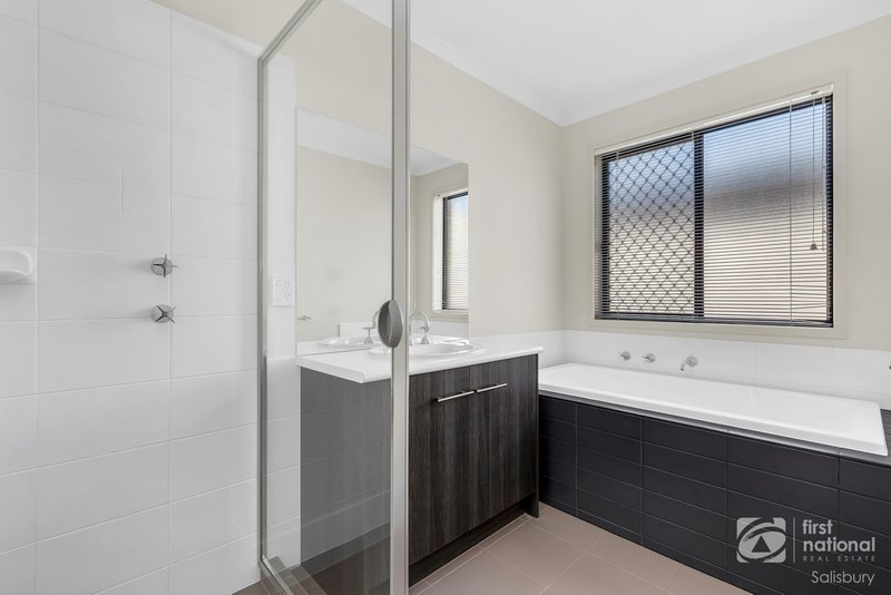 Photo - 12 Days Drive, Munno Para West SA 5115 - Image 7