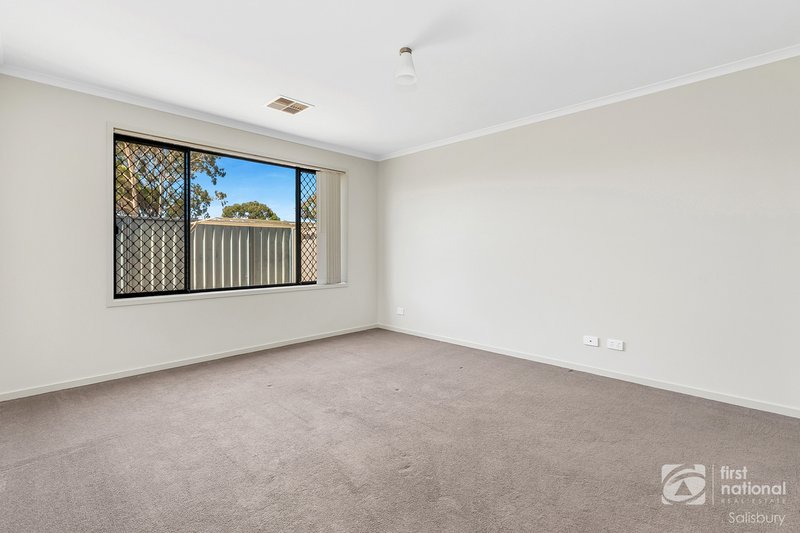 Photo - 12 Days Drive, Munno Para West SA 5115 - Image 18