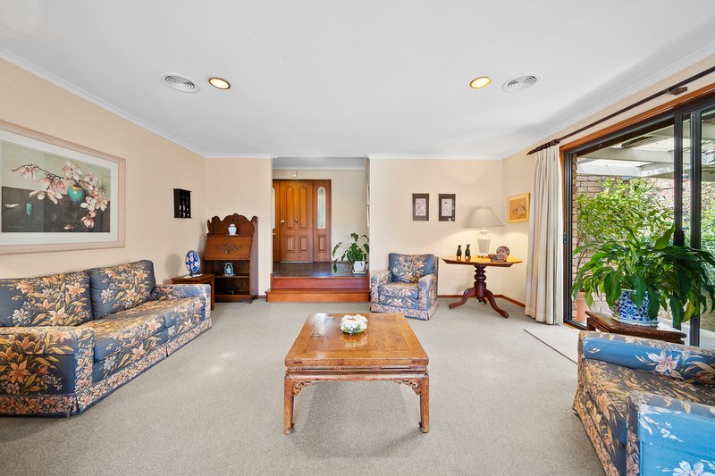 Photo - 12 Deacon Close, Chisholm ACT 2905 - Image 3