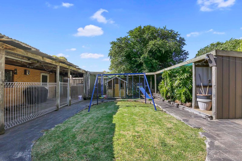 Photo - 12 Dearborn Parade, Corio VIC 3214 - Image 9