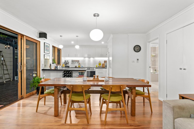 Photo - 12 Deavey Court, Altona VIC 3018 - Image 9