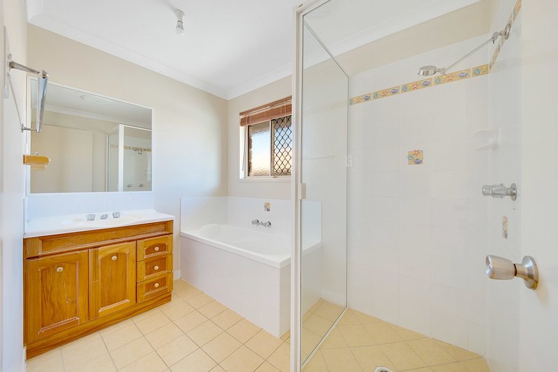 Photo - 12 Deborah Street, Glen Eden QLD 4680 - Image 12