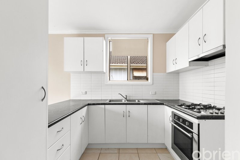 Photo - 12 Deborah Street, Werribee VIC 3030 - Image 3