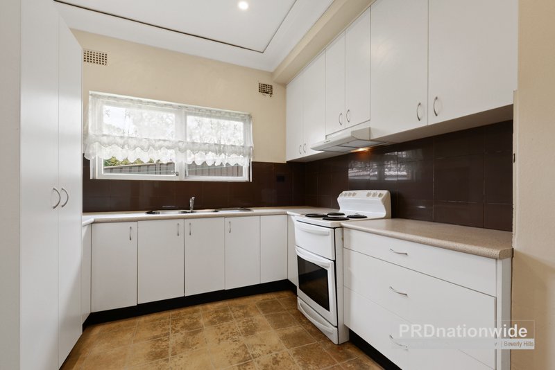 Photo - 12 Devon Road, Bardwell Park NSW 2207 - Image 4