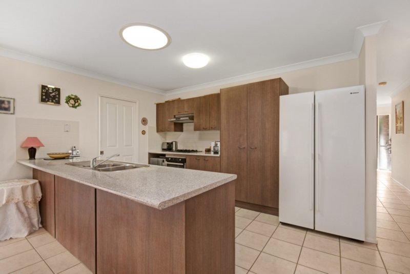 Photo - 12 Diamond Avenue, Kallangur QLD 4503 - Image 3