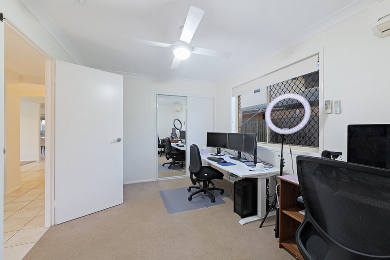 Photo - 12 Dicaprio Close, Keperra QLD 4054 - Image 16