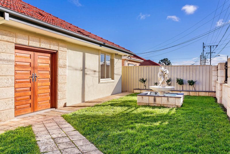 Photo - 12 Dillon Avenue, Flinders Park SA 5025 - Image 17