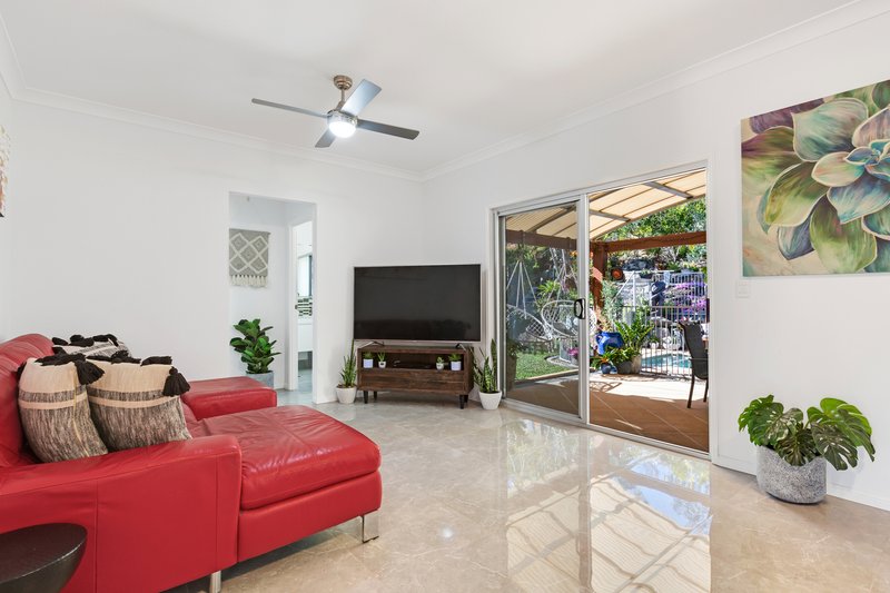 Photo - 12 Diorama Court, Eatons Hill QLD 4037 - Image 7