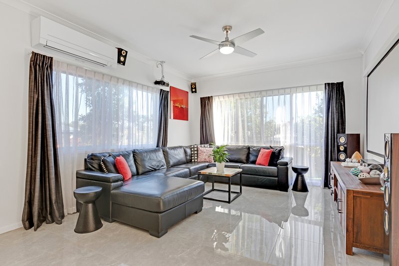 Photo - 12 Diorama Court, Eatons Hill QLD 4037 - Image 9