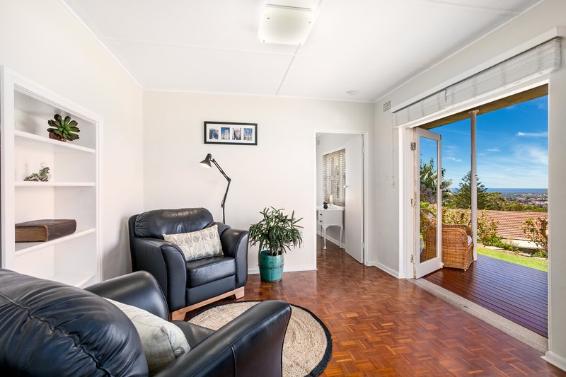 Photo - 12 Dobinson Street, Mount Pleasant NSW 2519 - Image 3