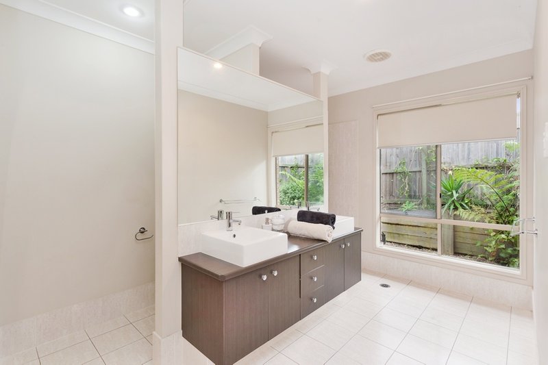 Photo - 12 Dollarbird Drive, Pomona QLD 4568 - Image 5