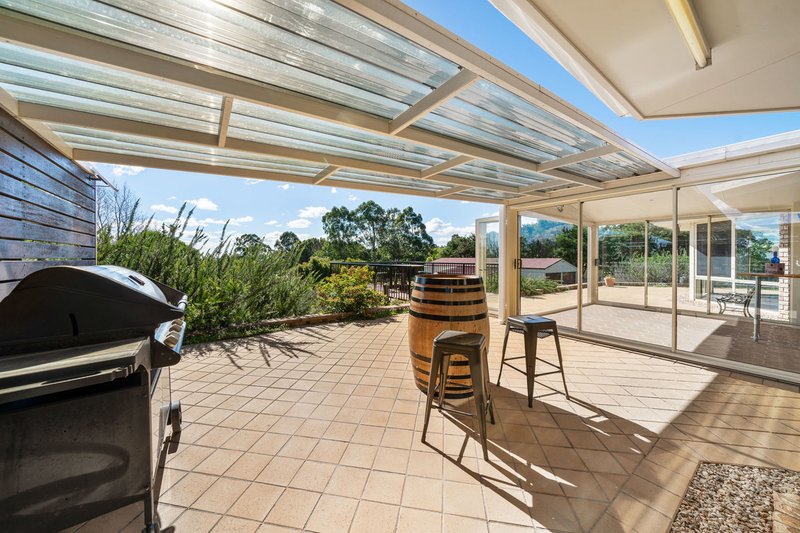 Photo - 12 Donaghy Court, Highfields QLD 4352 - Image 3