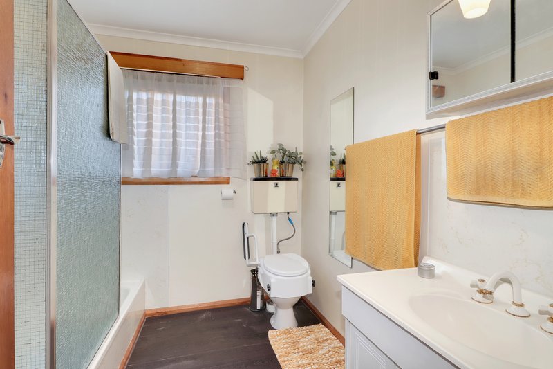 Photo - 1/2 Doric , St Helens TAS 7216 - Image 12