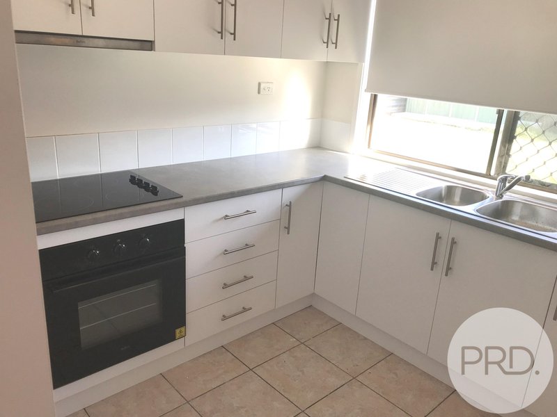 Photo - 12 Dorking Court, Alexandra Hills QLD 4161 - Image 3
